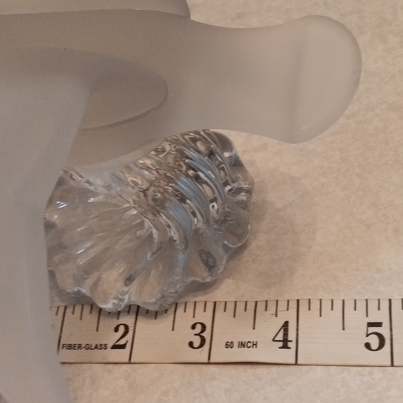 Frosted Glass Bird Figurine - Picture 4 of 6